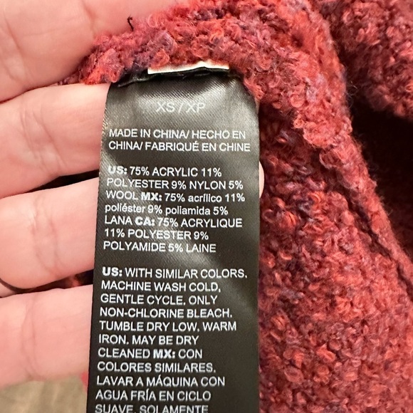 WHITE HOUSE BLACK MARKET Red side zip exaggerated collar woman soft sweater XS - Picture 5 of 12